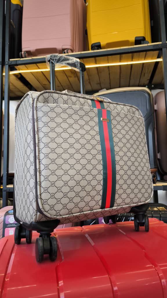GUCCI کرم