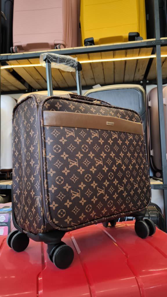 LOUIS VUITTON قهوه ای