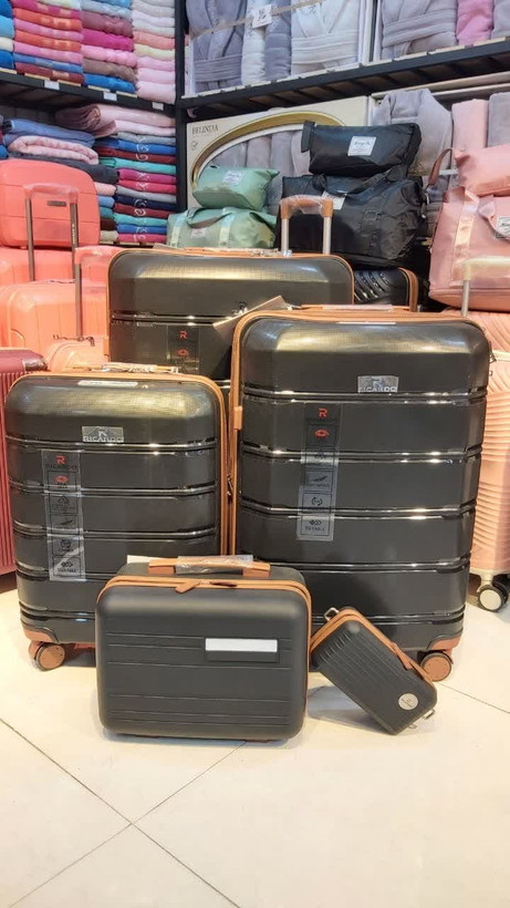 چمدان ریکاردو 005 مشکی