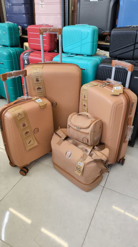چمدان نوآح رنگ پرتغالی