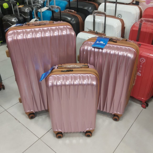 چمدان هرموسا رنگ رزگلد